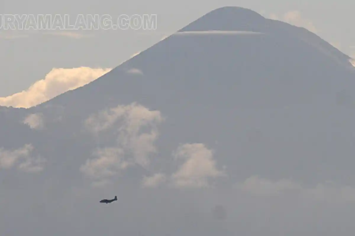 Diperkirakan Gunung Semeru Baru Dibuka pada April 2020