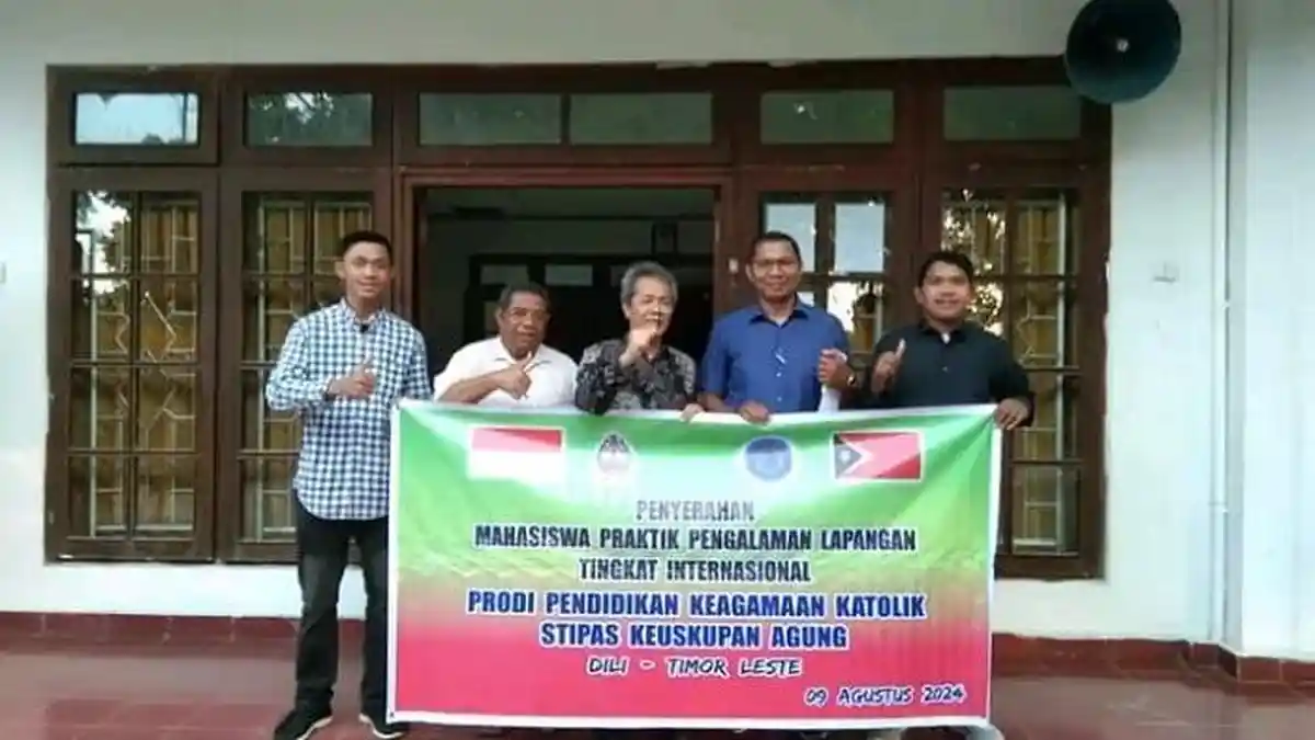 STIPAS Keuskupan Agung Kupang Kirim Mahasiswa PPL di Timor Leste