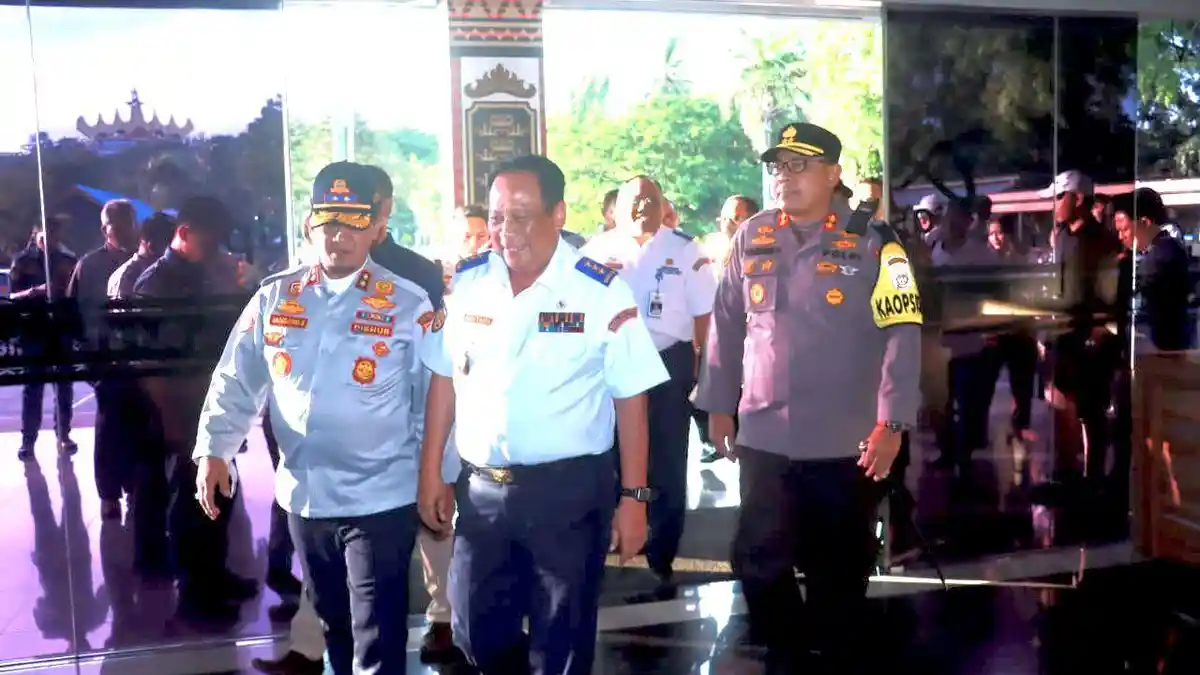 Wamenhub Suntana Ingatkan Lonjakan Arus Balik Nataru 2 Hari ke Depan