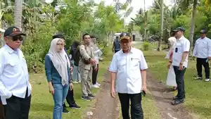 sy9a8i-ys89aajpggg.jpg