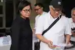 Menteri-Keuangan-Sri-Mulyani-menggunakan-hak-pilihnya-di-Pilpres-2024.jpg