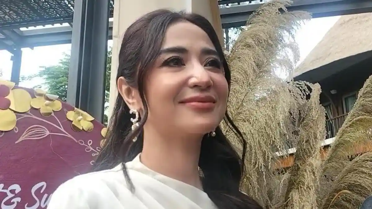 Akun Facebook yang Catut Nama Dewi Perssik Iming-imingi Hadiah Pada Penggemar Depe