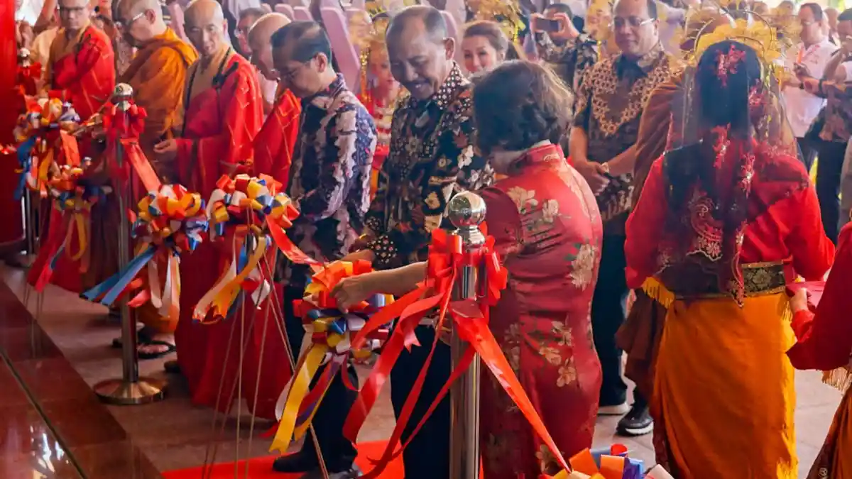 Pagoda Sata Saharsa Buddha di Tanjungpinang Raih Dua Rekor Muri