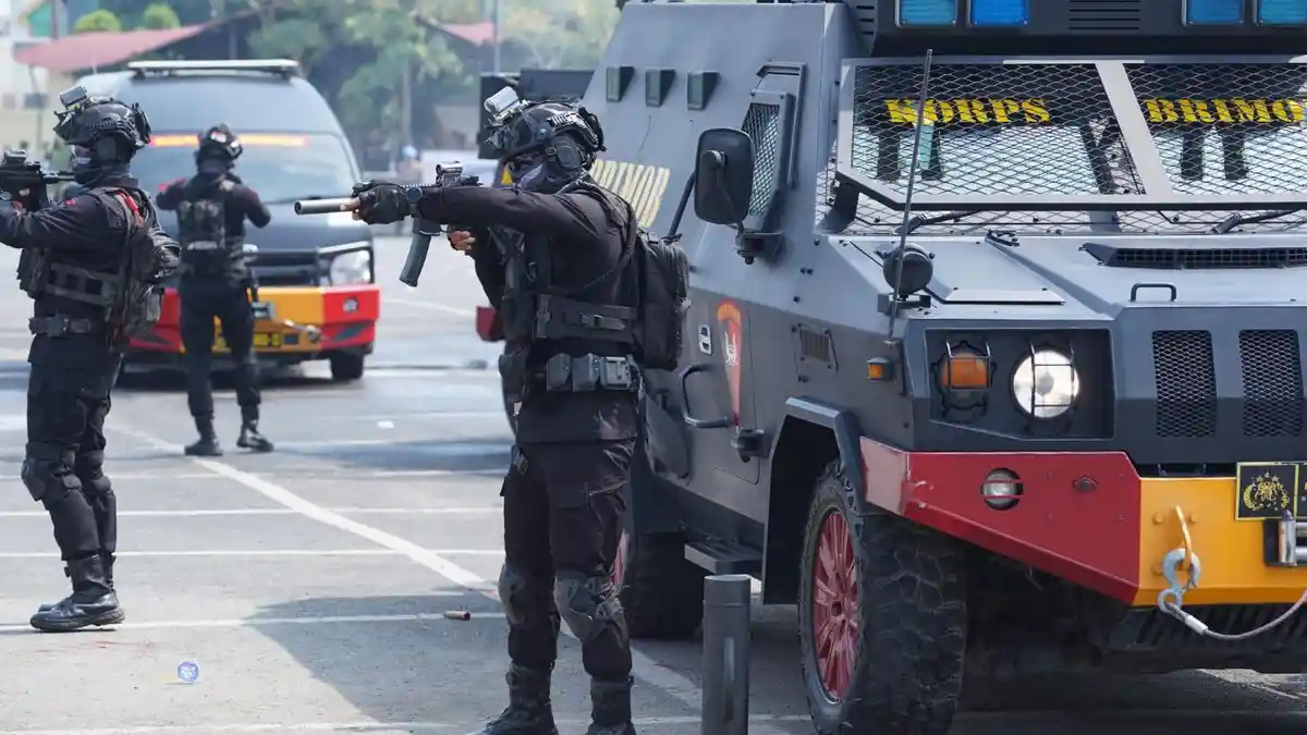 Brimob Polda Sumut Gelar Simulasi Sispamkota, Uji Kesiapan Pengamanan Kota Medan