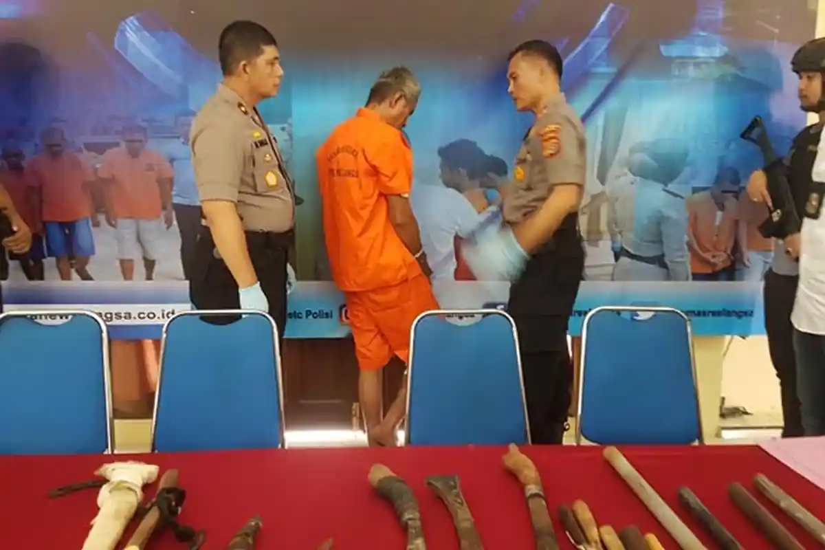 Terduga Pembunuh Mantan Keuchik Alue Kaol Aceh Timur Terancam 15 Tahun Penjara