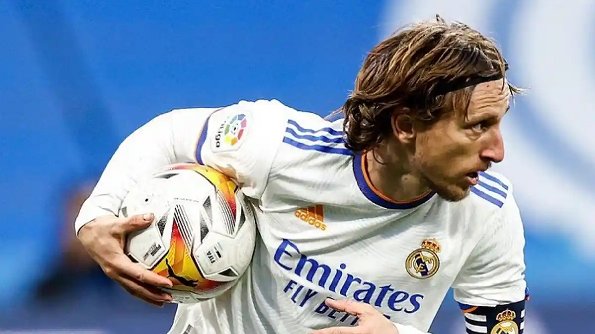 Luka Modric Kembali Perpanjang Kontrak Satu Tahun di Real Madrid
