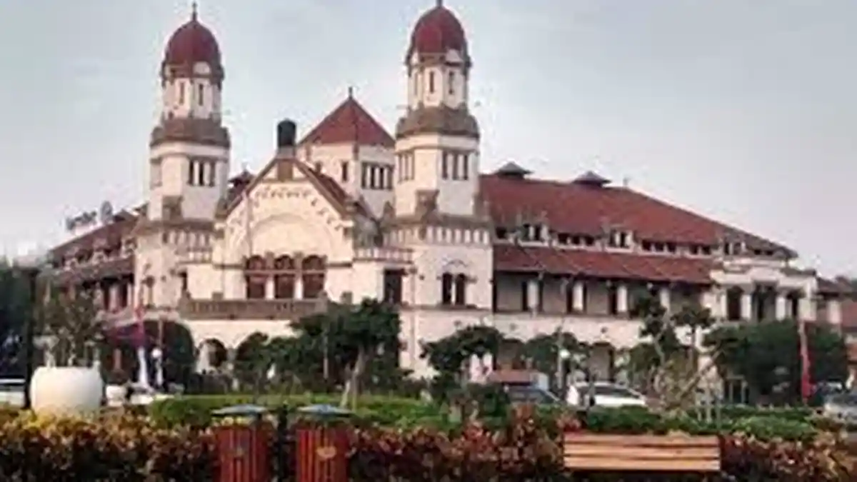 Menyisir dan Mengungkap Sisi Sejarah Lawang Sewu Melalui Virtual Tour
