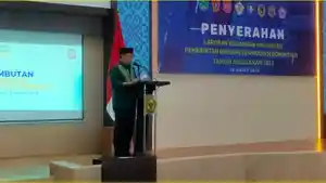 Penjagub-Gorontalo-Ismail-Pakaya-saat-memberikan-sambutan.jpg