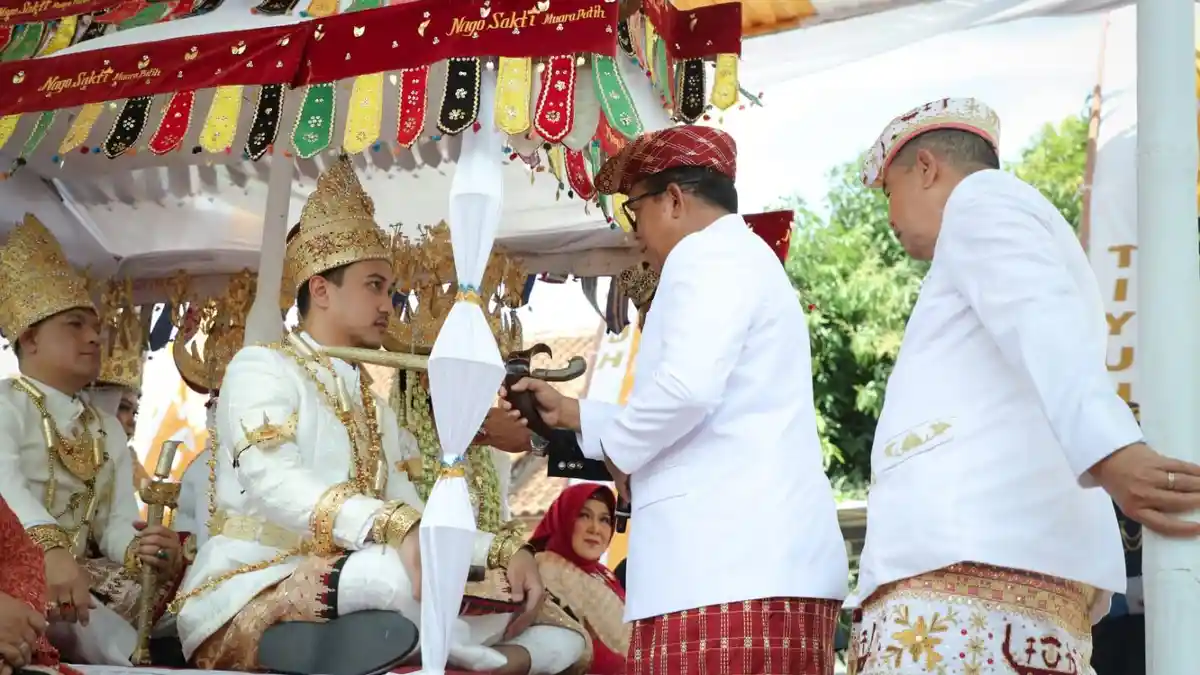 Tokoh Marga Balaw Tiyuh Kedamaian Gelar Begawi Agung, Pj Gubernur ...