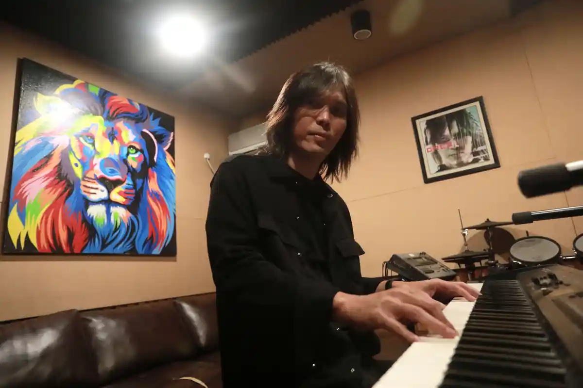 Profil dan Biodata Once, Dikenal Sebagai Satu Diantara Vokalis Terbaik Pria Indonesia