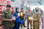 Tim-Dari-Pemkab-Muba-Temukan-Produk-Makanan-Mengandung-Babi-Toko-Diminta-Tarik-dari-Peredaran.jpg