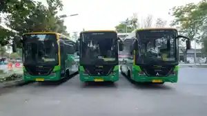 START-DARI-TERMINAL-SUNAN-DRAJAD-DAN-LAMONGAN-Bus-Trasn-Jatim-Koridor.jpg