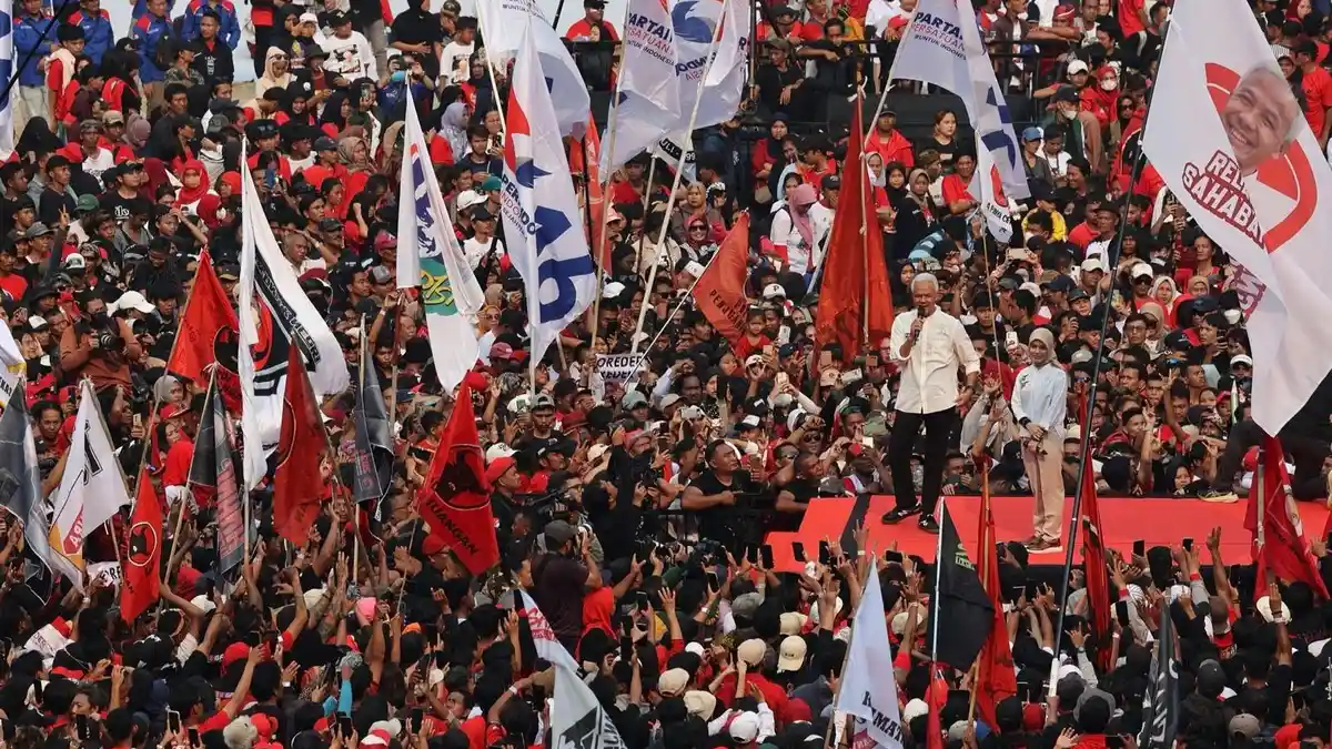 Dapat Pesan dari Atikoh Jangan Pernah Khianati Rakyat, Ganjar: Semua akan Saya Rangkul