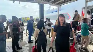 arus-penumpang-Pelabuhan-Tanjung-Harapan-Selatpanjang-Imlek-2026.jpg