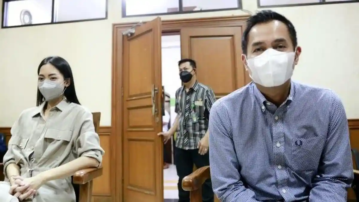 Aldi Bragi Gigit Jari 'Diusir' Ririn Dwi Ariyanti Setelah Bercerai