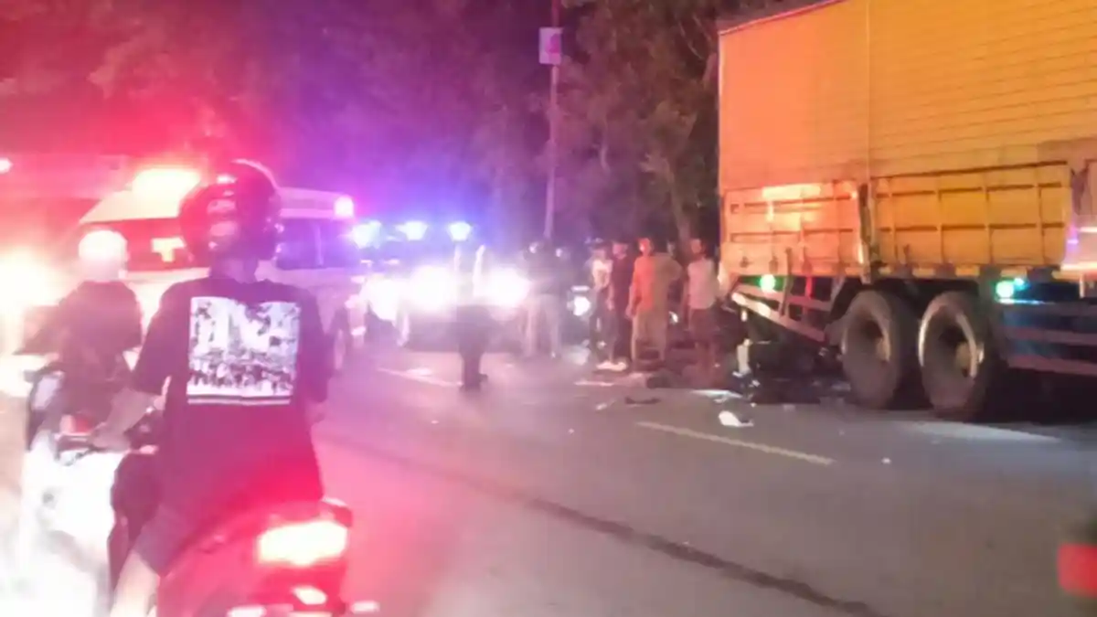 Pemuda di Bojonegoro Tewas Setelah Menabrak Bokong Truk Berhenti di Kecamatan Kapas