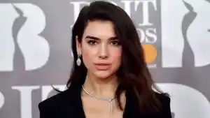 rambut-baru-dua-lipa_20180410_192237.jpg