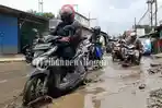 jalan-rusak-pabuaran-bojonggede.jpg