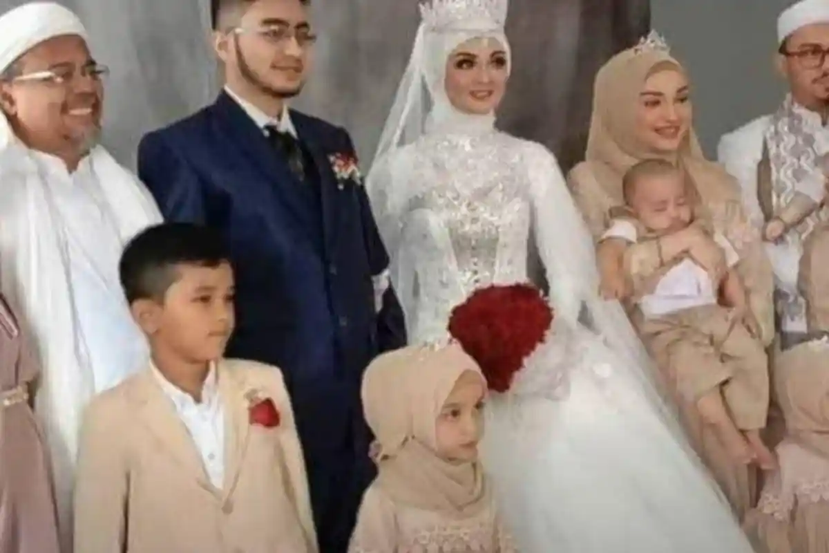 Meski FPI Tepis Pentolannya Terpapar Covid-19, Polisi Tunggu Itikad Habib Rizieq Lakukan Swab Test