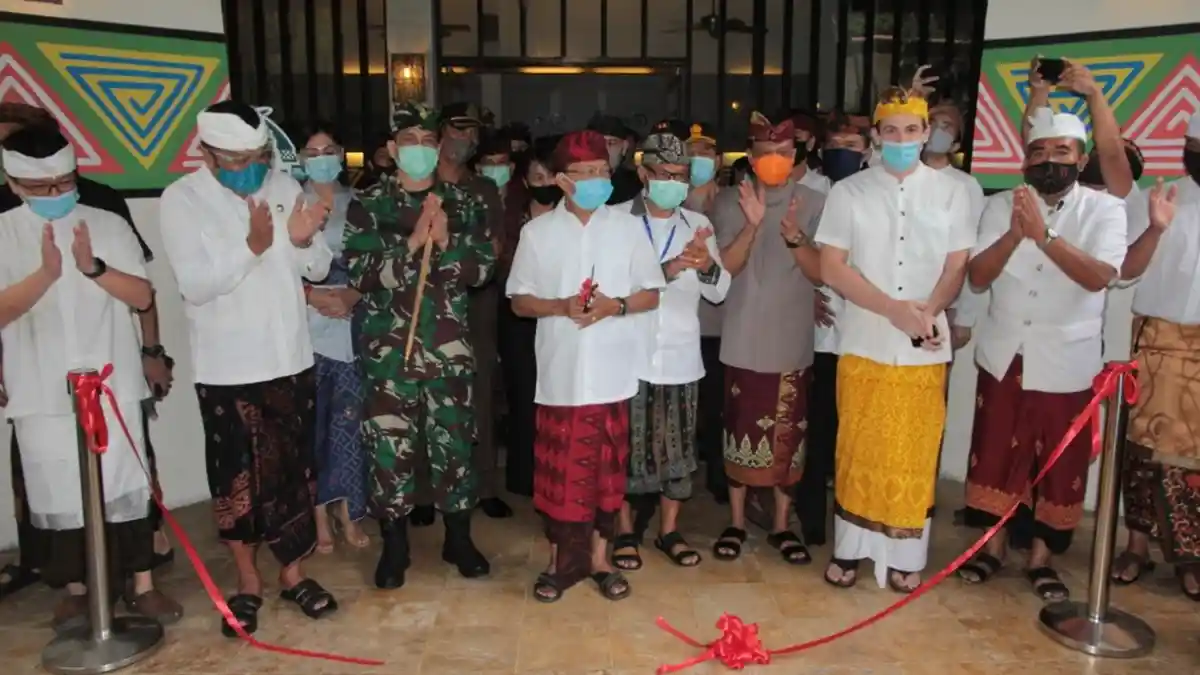 Obyek Wisata Bali Safari & Marine Park di Gianyar Buka Kembali pada Masa New Normal Hari Ini