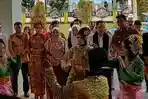 disambut-tari-dampeng.jpg