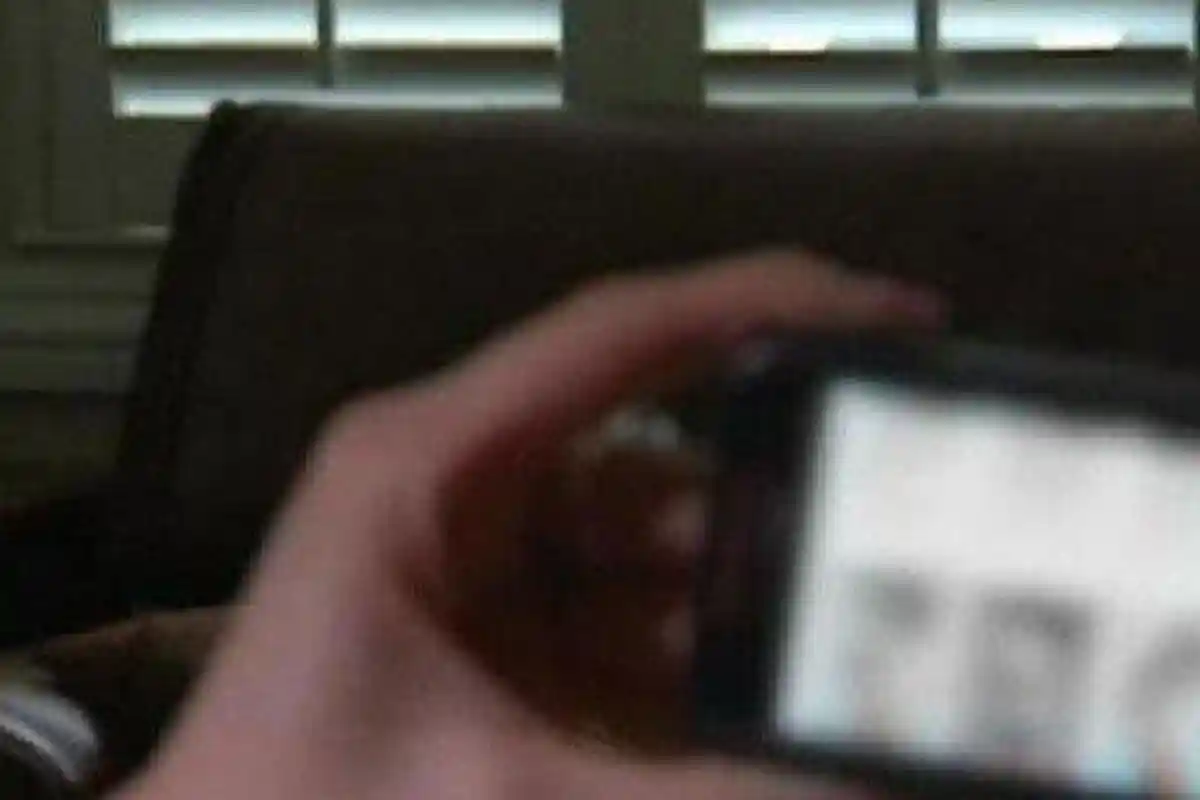 Tak Terima Diputuskan & Ditarik Ulur, Pria Sebar Foto Syur Mantan & Tulis 'Open BO', Terancam Dibui