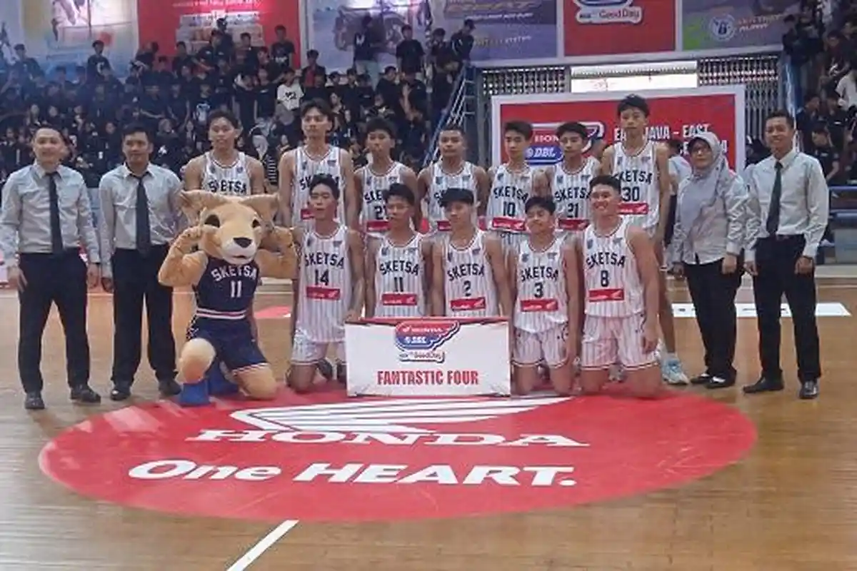 Tim Putra SMAN 1 Jember ke Semi Final Honda DBL with Kopi Good Day 2024 East Java - East