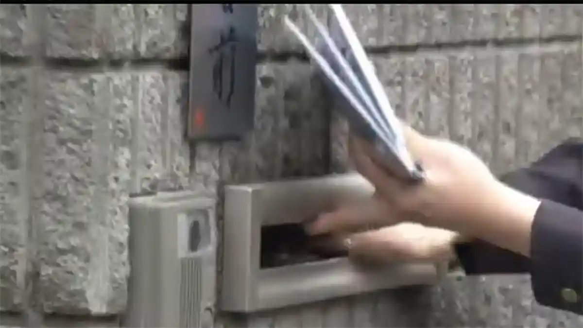 Lebih dari 1.900 Masker yang Diterima Warga Jepang dari PM Shinzo Abe dalam Kondisi Rusak