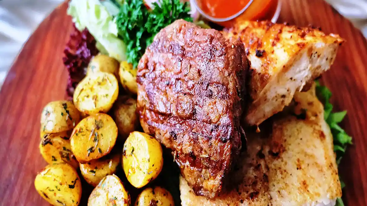 Manjakan Lidah Anda dengan Mixed Grill di The Luxton Bandung