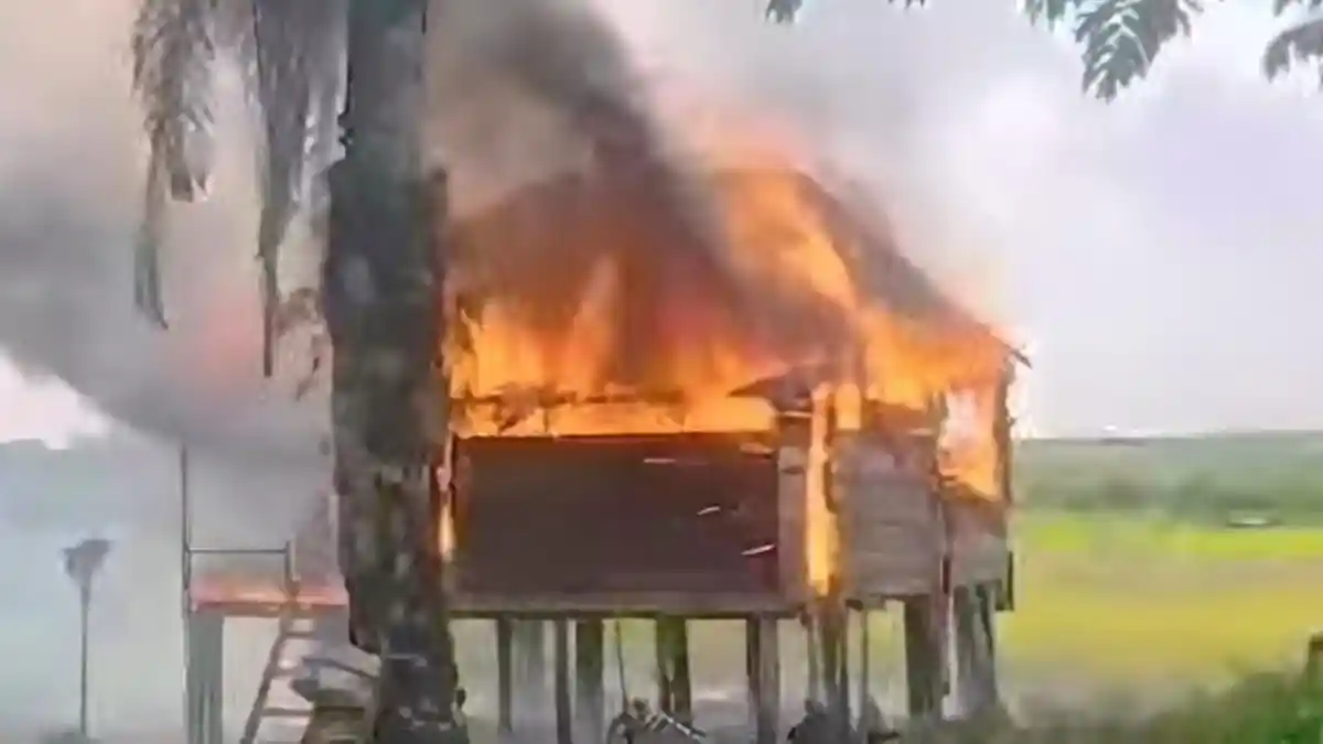 Rumah Panggung di Desa Kayu Labu OKI Hangus Terbakar, Diduga Korsleting Arus Pendek Listrik