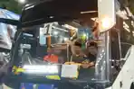 PEMBERANGKATAN-HAJI-Bus-kloter-67-saat-diberangkatkan-di-depan-Pendopo.jpg