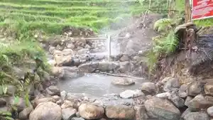 Obyek-wisata-air-panas-Wae-Mapos-di-Desa-Compang-Kempo.jpg