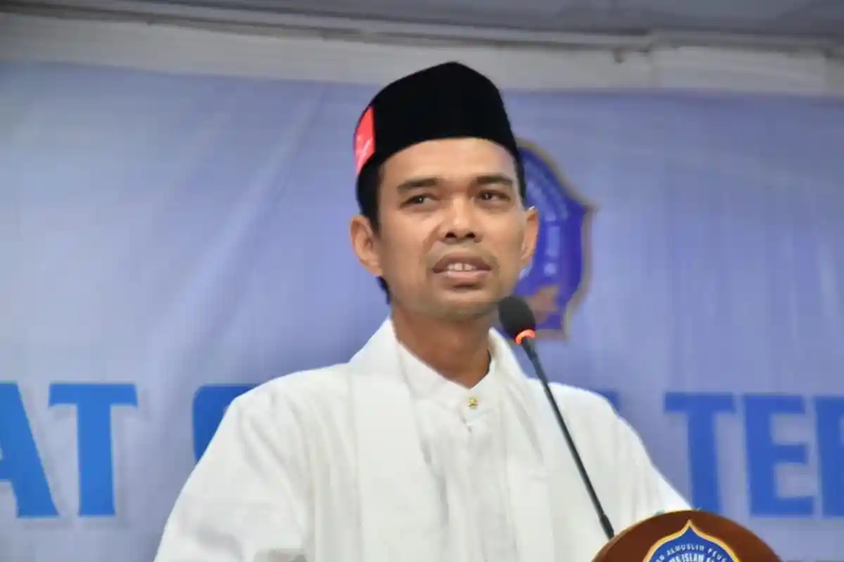 Hukum Berdoa dengan Bahasa Indonesia Saat Sujud dalam Shalat, Begini Penjelasan Ustaz Abdul Somad
