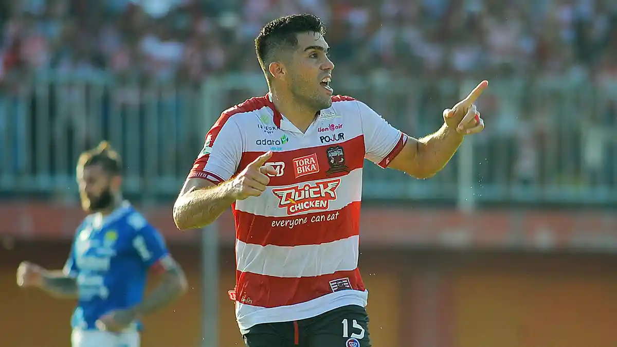 Saepulloh Maulana Gabung Persib Bandung, Umuh Muchtar Berharap Selanjutnya Fabiano Beltrame