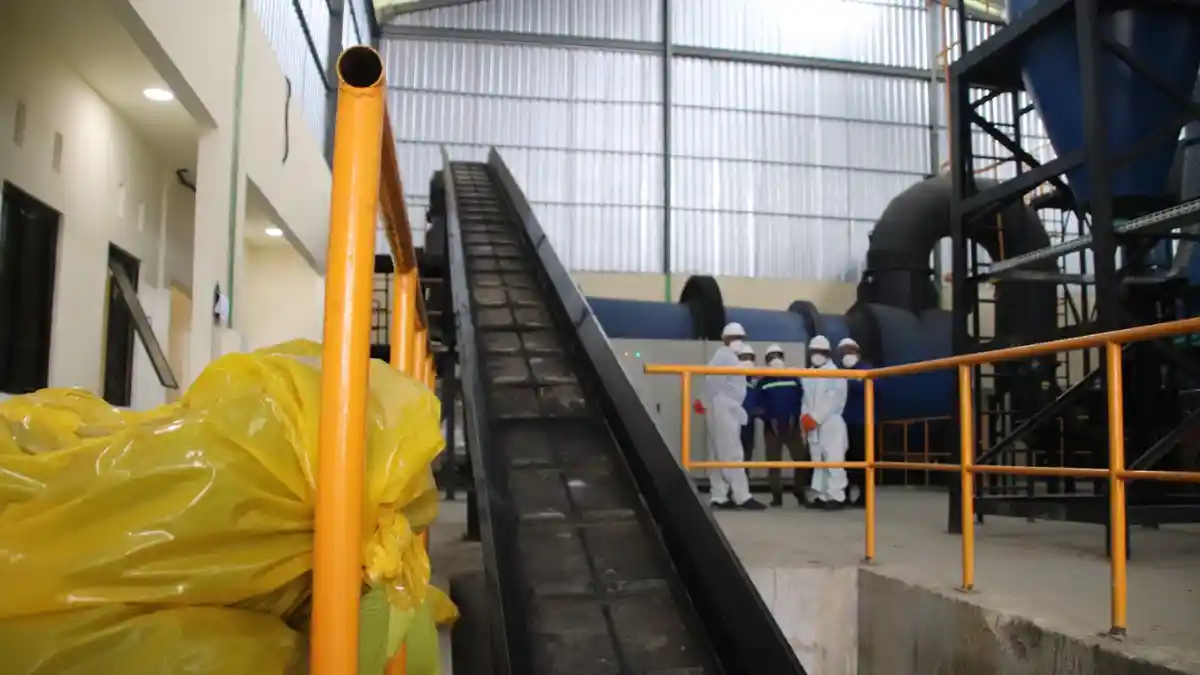 NTB Buat Pabrik Pemusnah B3, 300 Kg Limbah Medis Diolah Tiap Jam