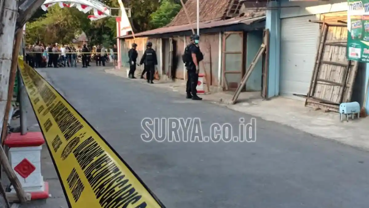 Densus 88 Geledah Rumah dan Kios di Madiun, Milik Keluarga Perampok Toko Emas Magetan
