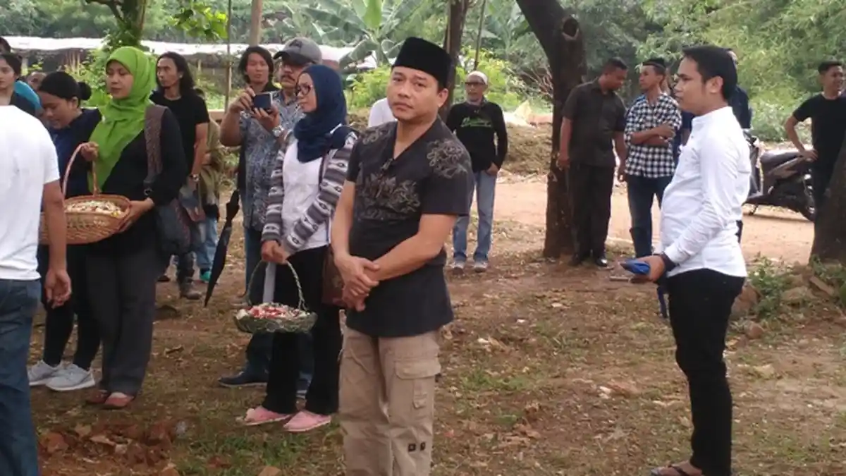 Anang Hermansyah: Ibunda Ashanty Tidak Jatuh di Kamar Mandi