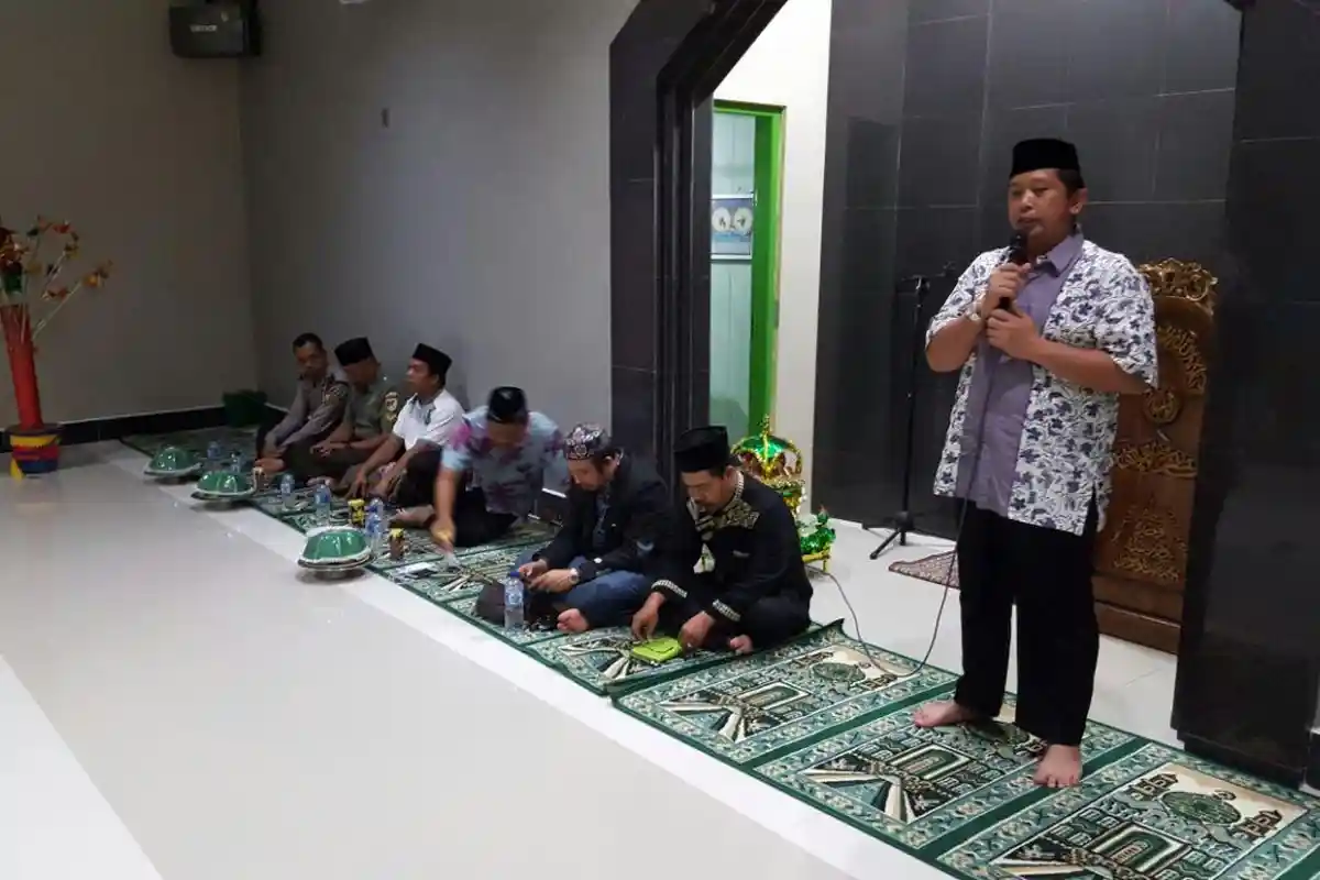 150 Petugas Kebersihan Bontoala Siaga Saat Idul Fitri 1437 H