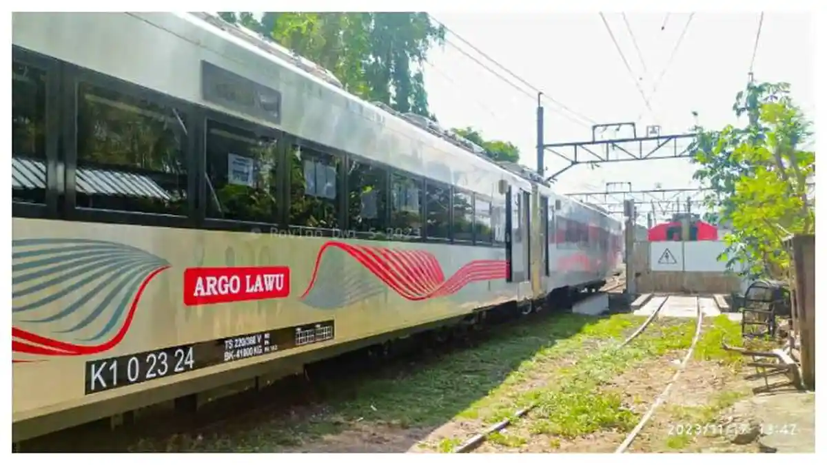 Mulai 18 Desember, KAI akan Operasikan Kereta Eksekutif New Generation untuk Kereta Api Argo Lawu