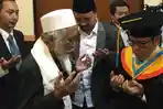 muhaimin-iskandar-ketum-pkb-gelar-doktor-honoris-causa_20171003_103427.jpg