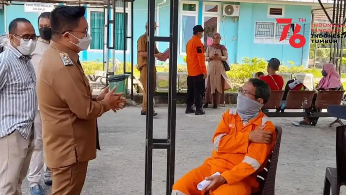 Wabup Kukar Rendi Solihin Tinjau Vaksinasi Massal II di Rumah Sakit Abadi Samboja