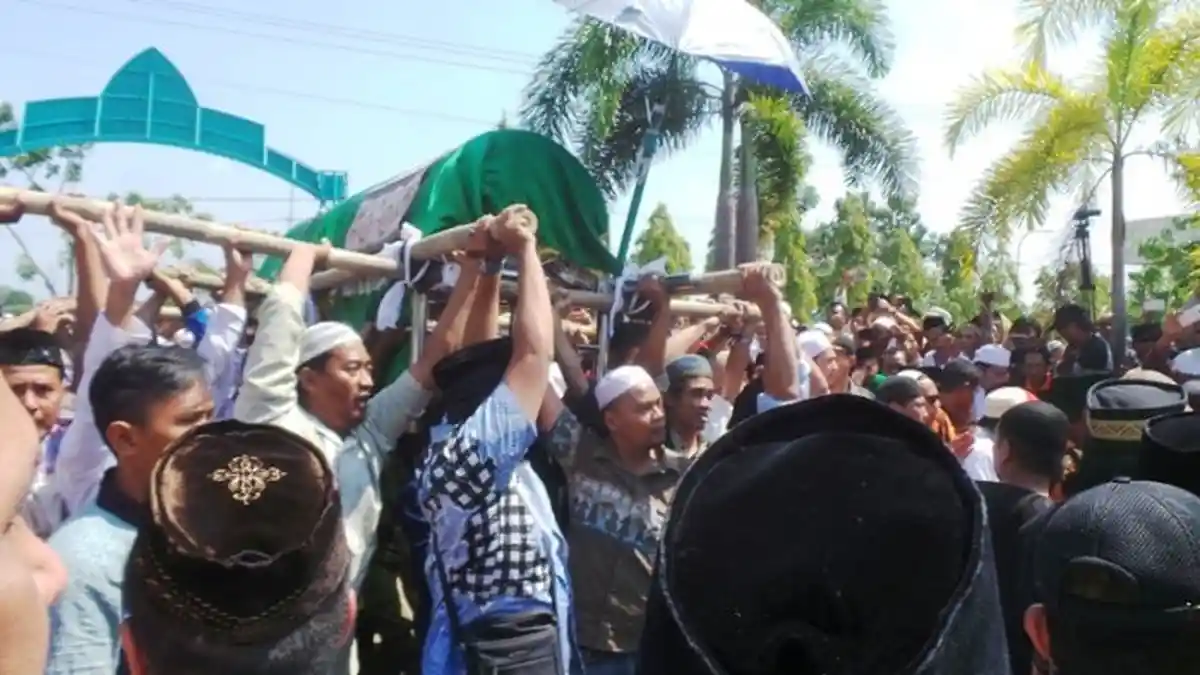 Pasca Kematian Wali Kota Pekalongan Beredar Meme Terkait Penyegelan Masjid