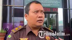 Kepala-Seksi-Intelijen-Kejari-Kabupaten-Ponorogo-Agung-Riyadi-membenarkan-pemeriksaan.jpg