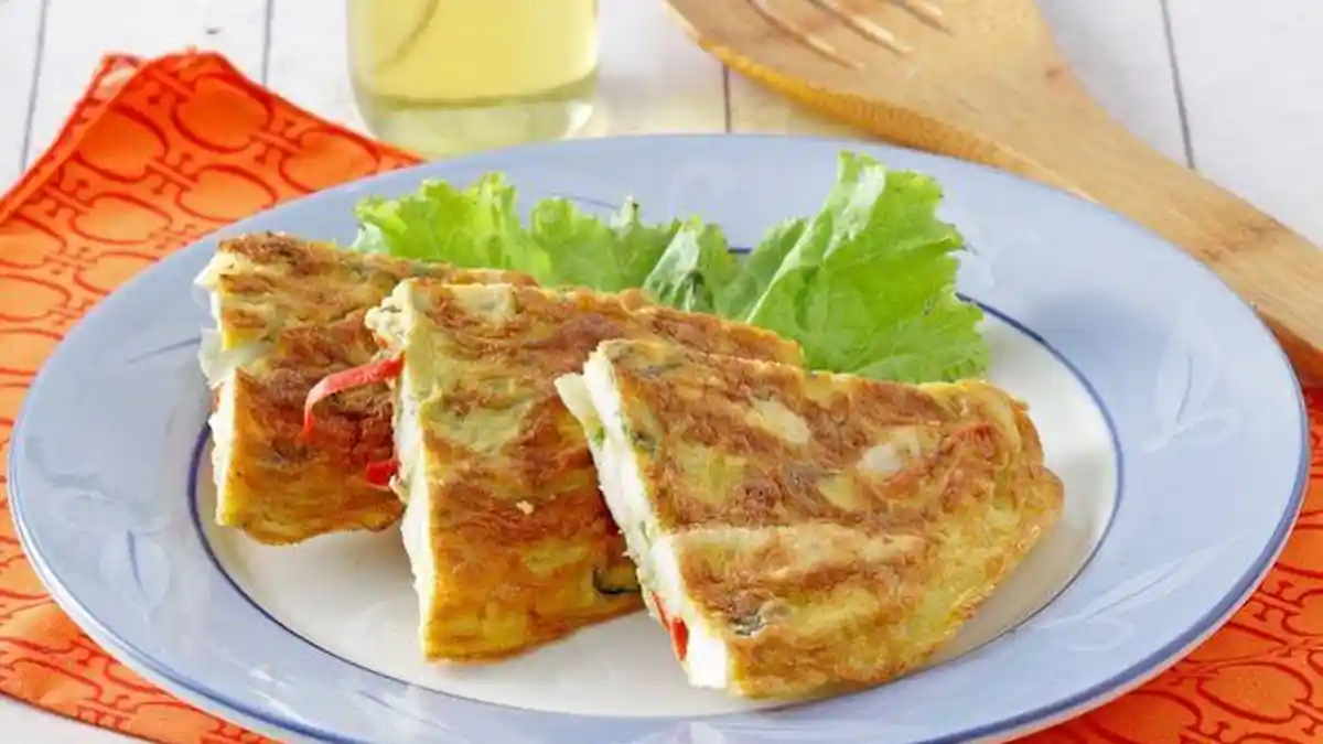 Ide Menu Sahur Cepat saat Ramadhan, Ini Resep Telur Dadar Asam Manis yang Praktis
