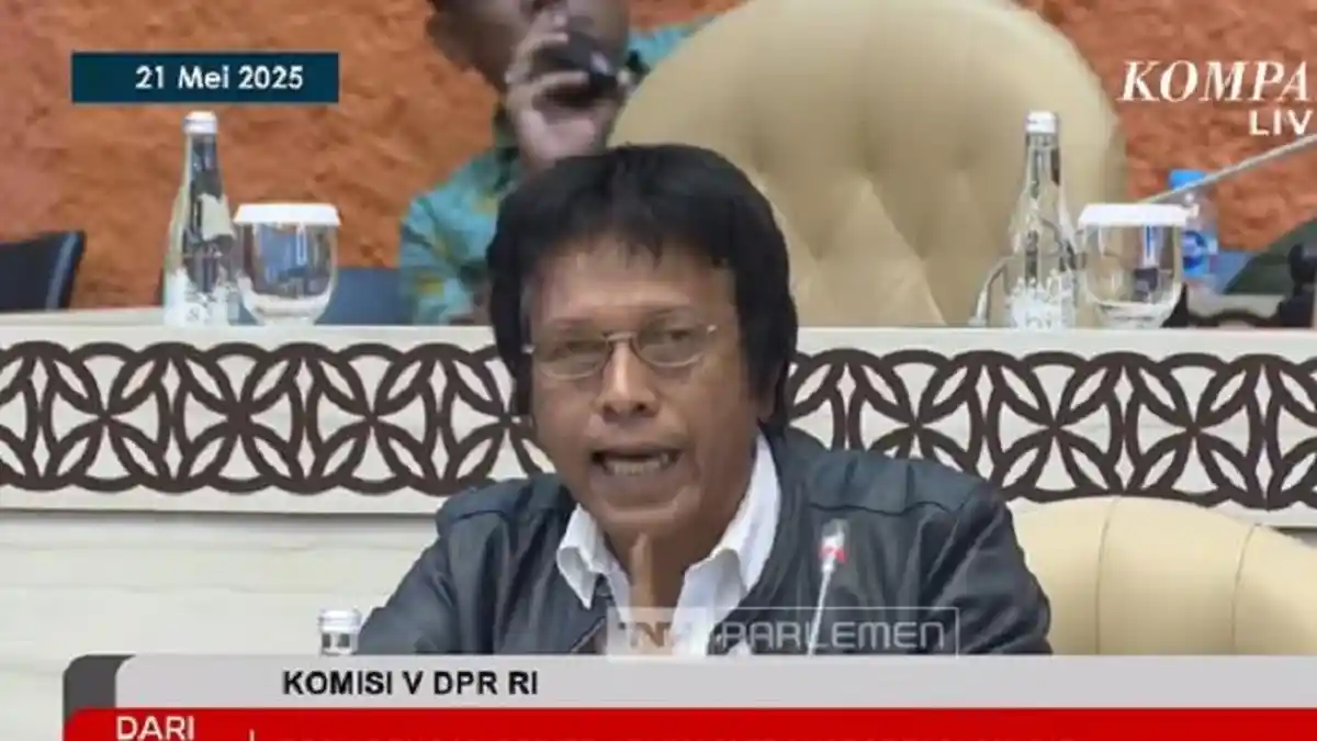 Legislator PDIP Adian Napitupulu: Penyedia Aplikasi Online Raup Rp 92 Miliar per Hari