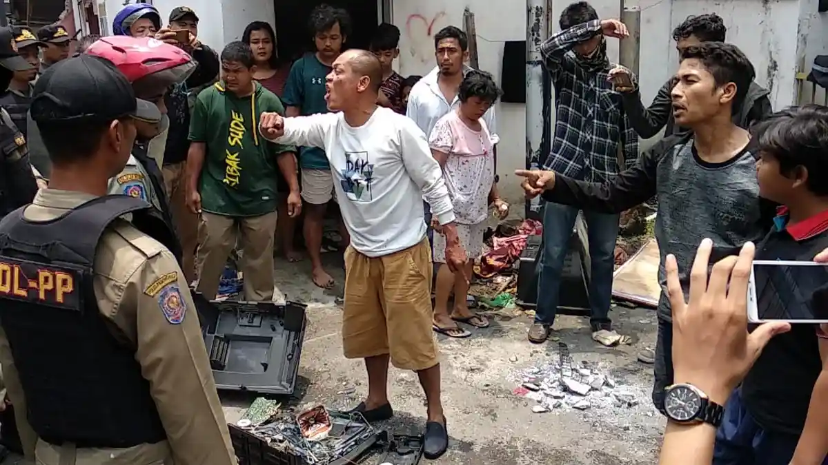 MENCEKAM, Kasatpol PP: Jangan Anarkis, Kami Punya Batas Kesabaran!