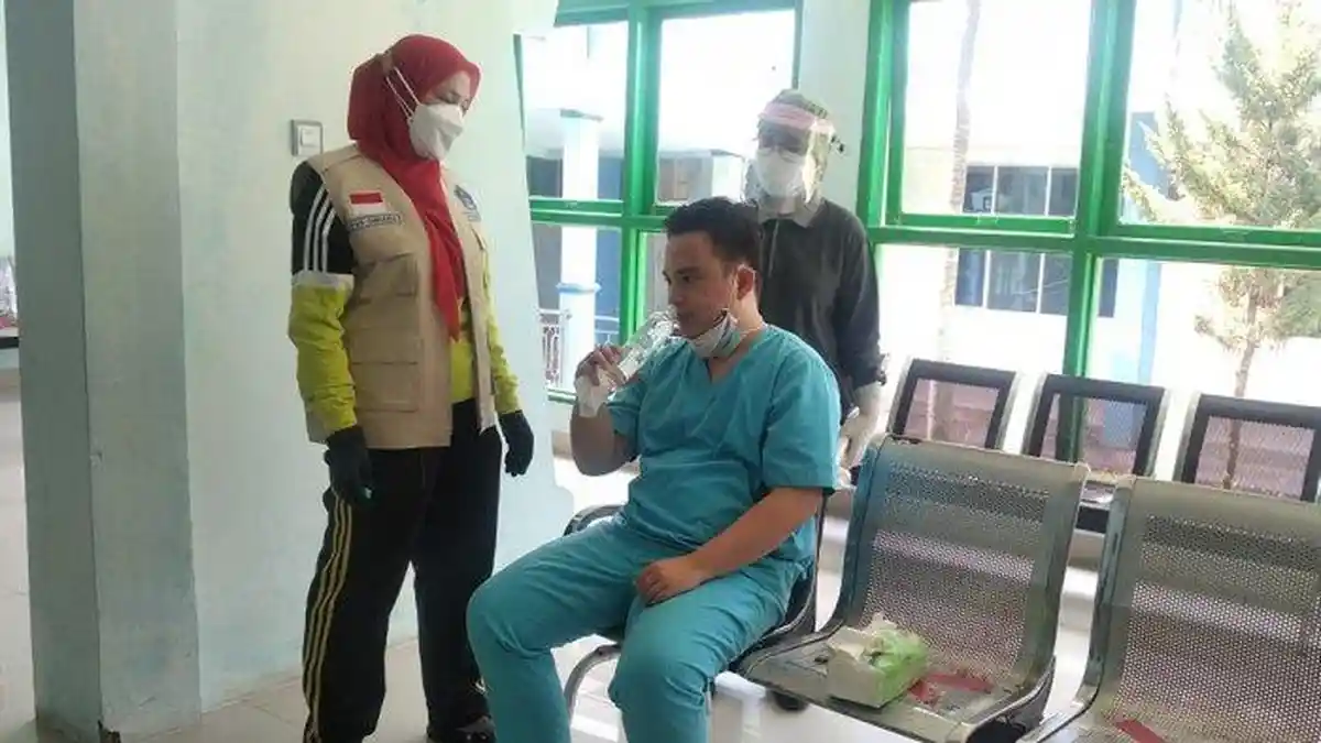 Seorang Perawat Puskesmas Dikeroyok karena Tabung Oksigen