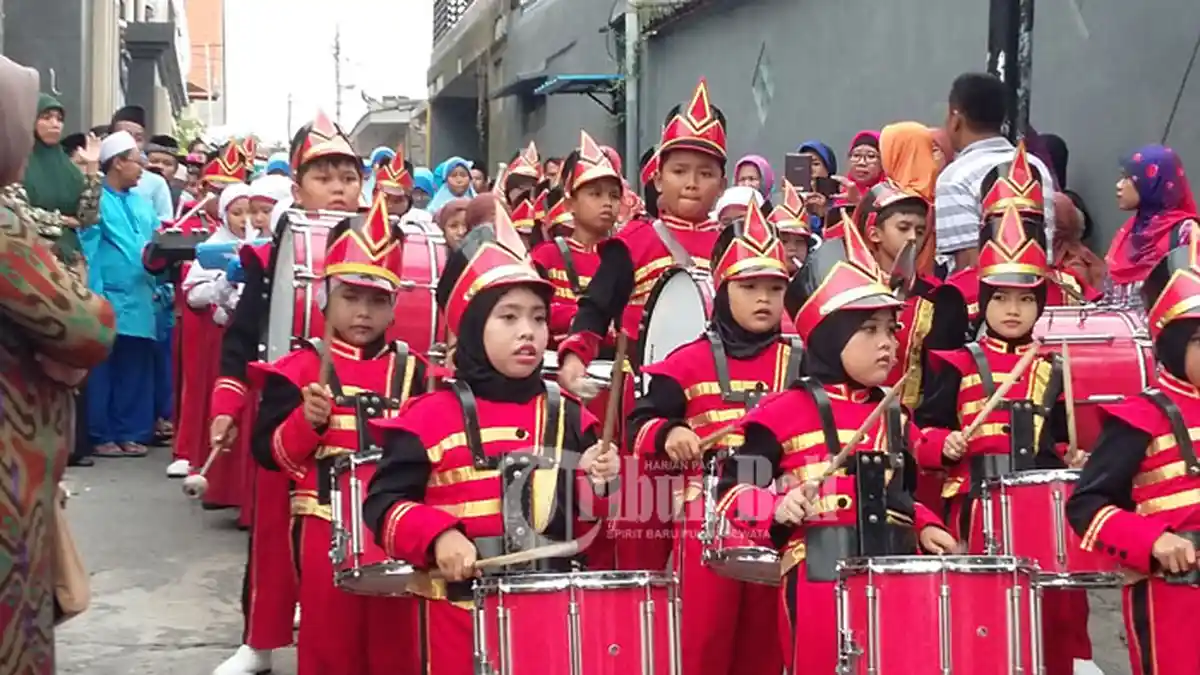 Peringati Hari Santri, Ratusan Anak di Denpasar Ikuti Kirab