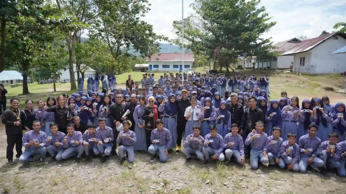 Bupati Franc Bernhard Tumanggor Jelaskan Skema Beasiswa Bagi Putra Putri Pakpak Bharat