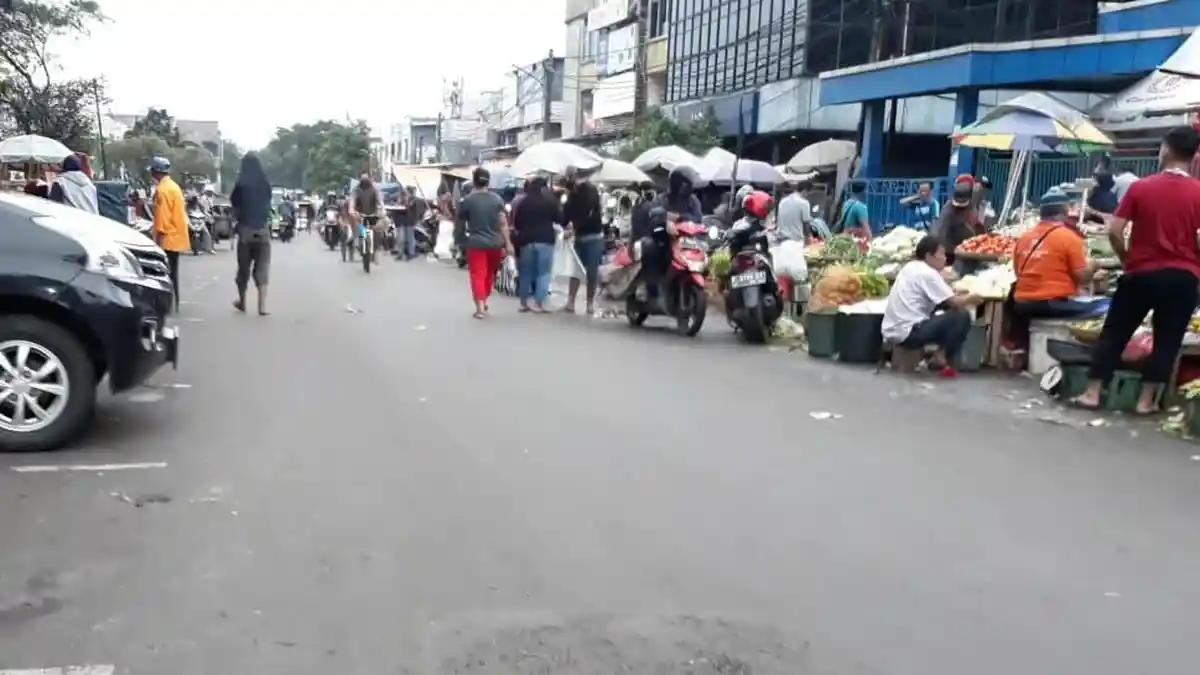 PSBB Tahap III di Bogor, Begini Kondisi Pedagang Sayur di Pasar Anyar Saat Pagi Hari